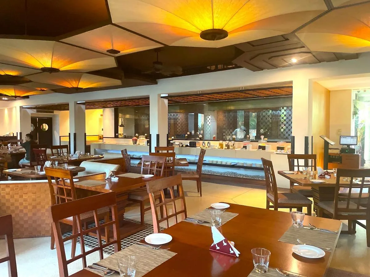 Plumeria Lake Resort & Spa Vayalar