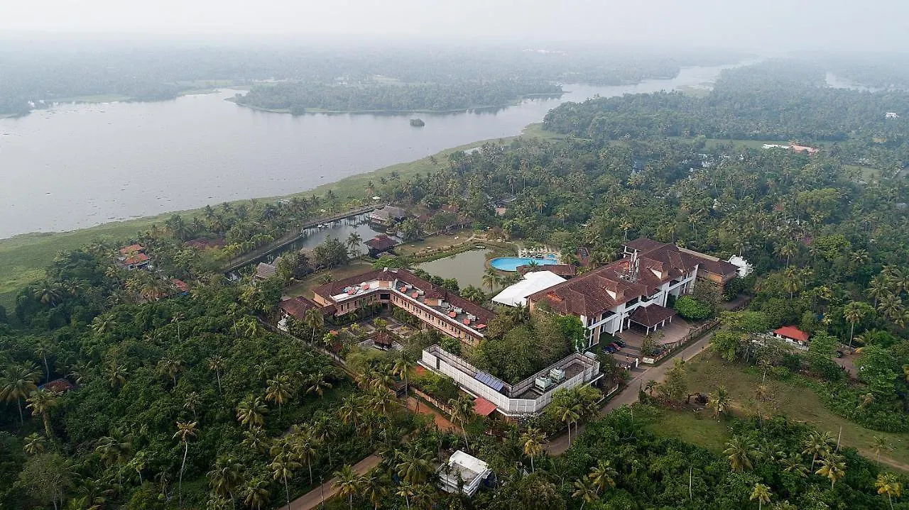 Plumeria Lake Resort & Spa Vayalar 0*,